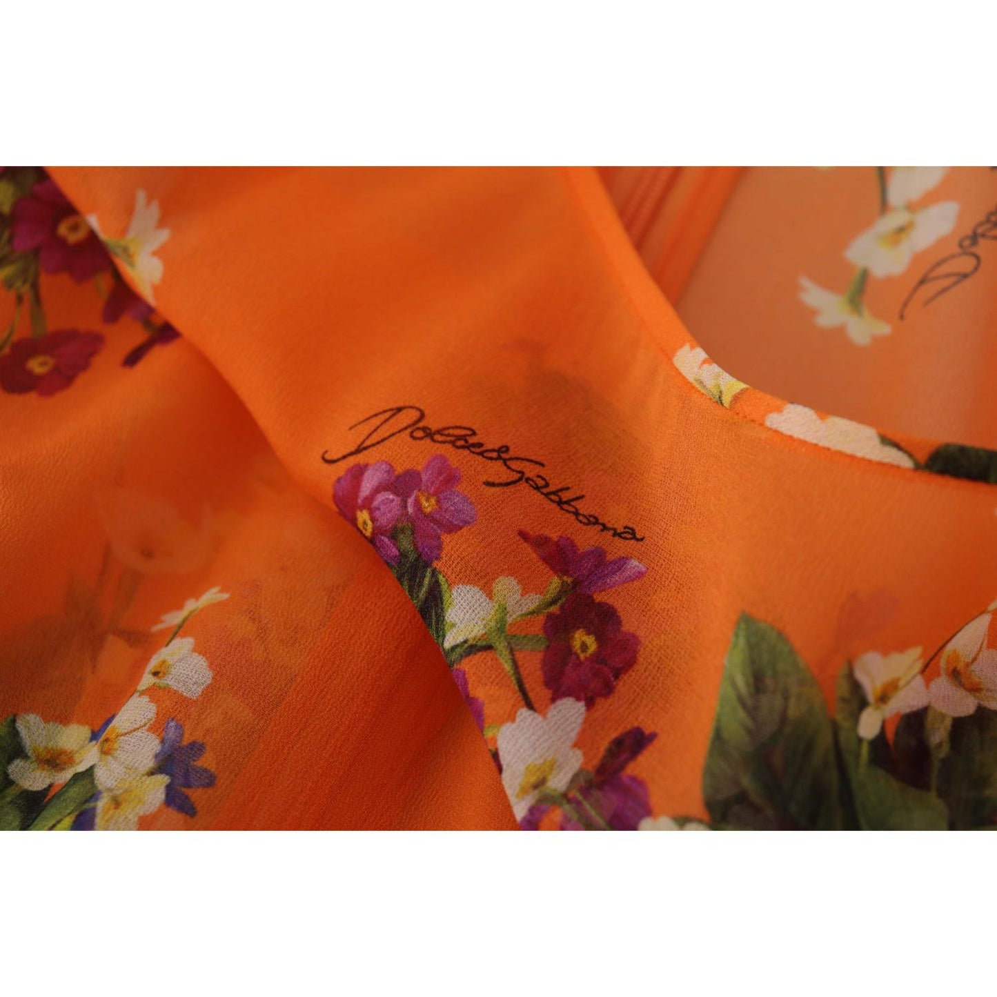 Dolce & Gabbana Elegant Floral Silk Blouse with Back Zipper Dolce & Gabbana Sienna