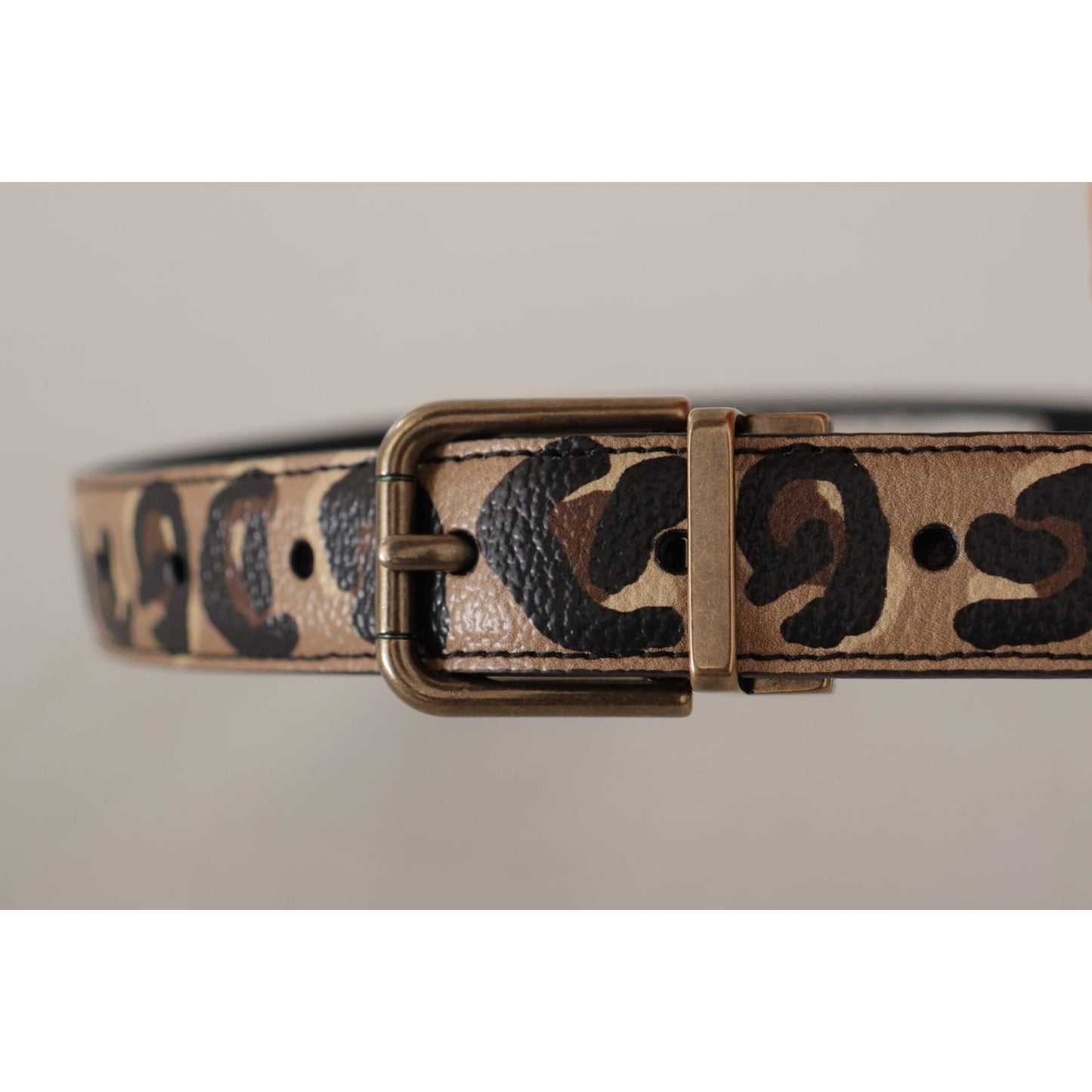 Dolce & Gabbana Chic Engraved Logo Leather Belt Dolce & Gabbana Dark Gray