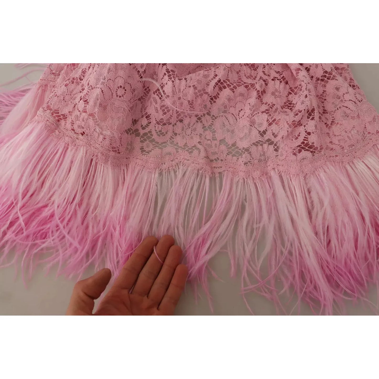 Dolce & Gabbana Shift Lilac Lace Feathers Long Sleeves Dress Dolce & Gabbana Rosy Brown