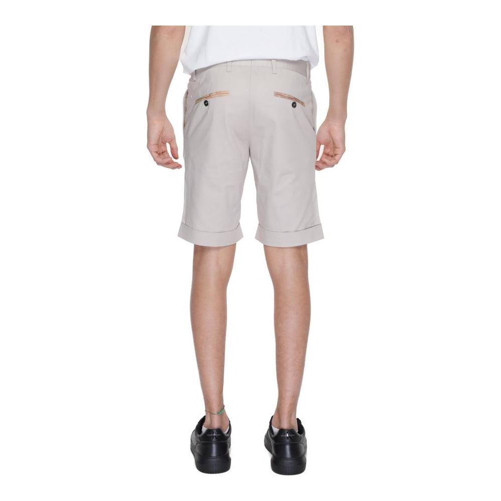 Alviero Martini Prima Classe Beige Cotton Short Alviero Martini Prima Classe Gray