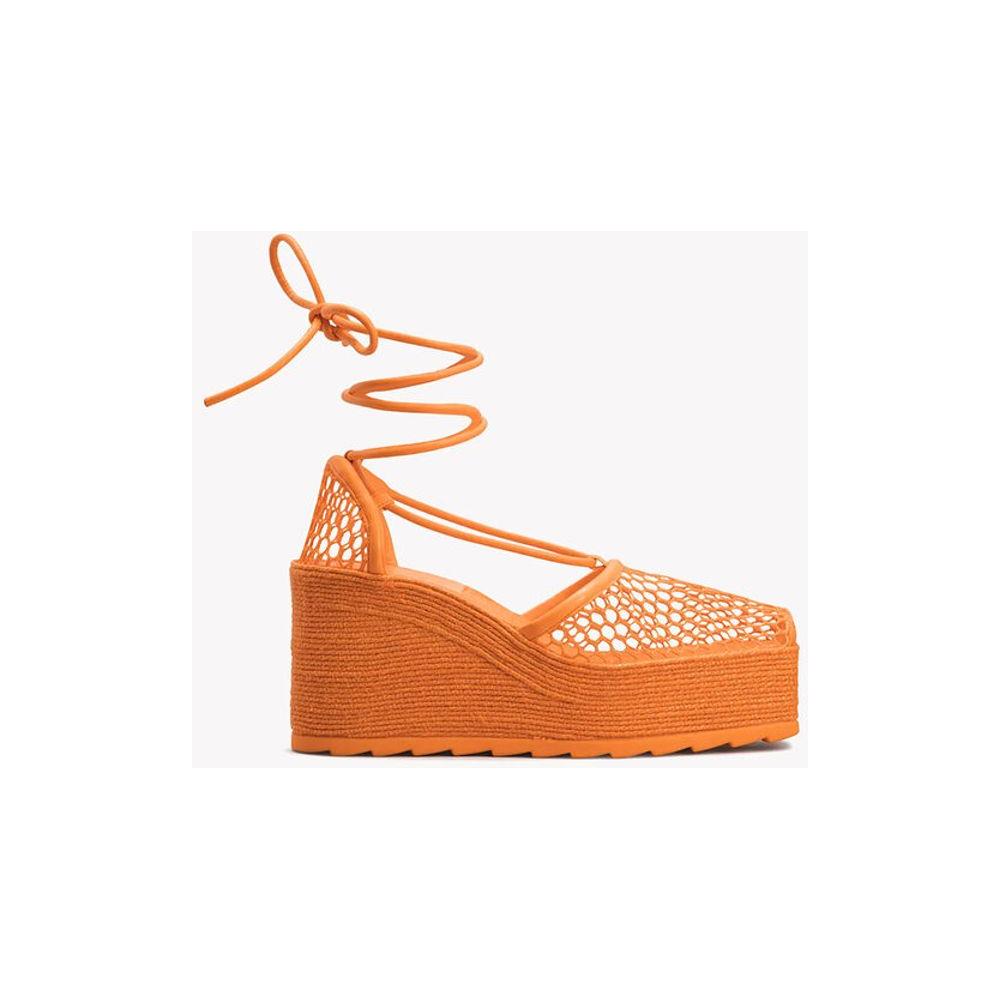Bottega Veneta Meshed Wedged Lace-Up Espadrilles with Leather TrimmingsDescription: Details: Spring-Summer Orange Rubber sole Lace-up P600034 HEEL: 9 CM PLATFORM: 3 CM