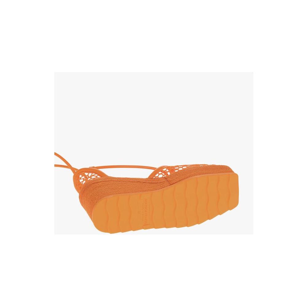 Bottega Veneta Meshed Wedged Lace-Up Espadrilles with Leather TrimmingsDescription: Details: Spring-Summer Orange Rubber sole Lace-up P600034 HEEL: 9 CM PLATFORM: 3 CM