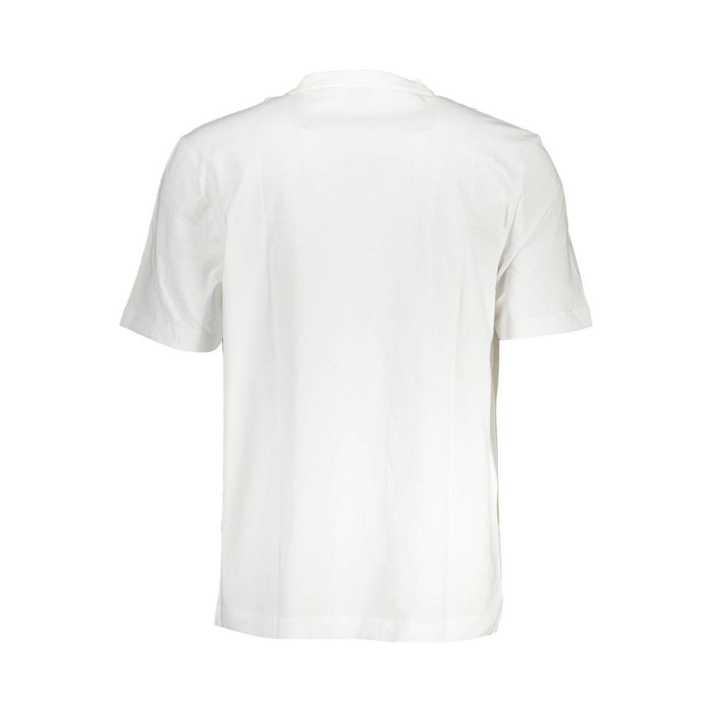 Hugo Boss White Cotton Men TShirtElevate your casual wardrobe with the distinct flair of Hugo Boss. This sleek short-sleeved t-shirt embodies modern elegance with a relaxed fit, perfect for the trend-conscious individual. Crafted from a premium blend of c