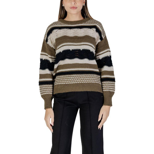 Woman wearing ICHI green recycled polyester sweater from fall/winter collection, showcasing women's knitwear with striped design.