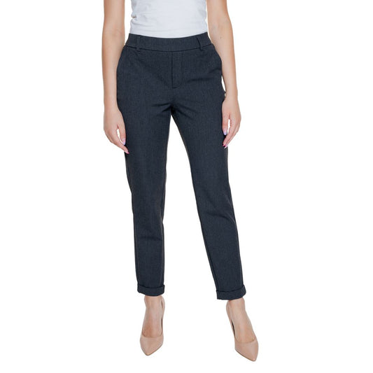 Woman wearing Vero Moda Gray Polyester Casual Pants with turned-up hems standing front view.