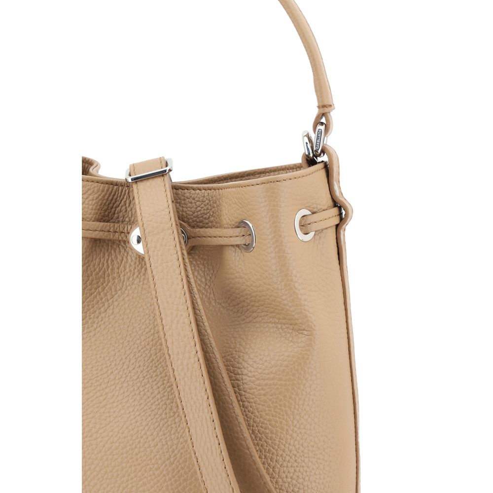 Front view with bag zipped and handles upright.
