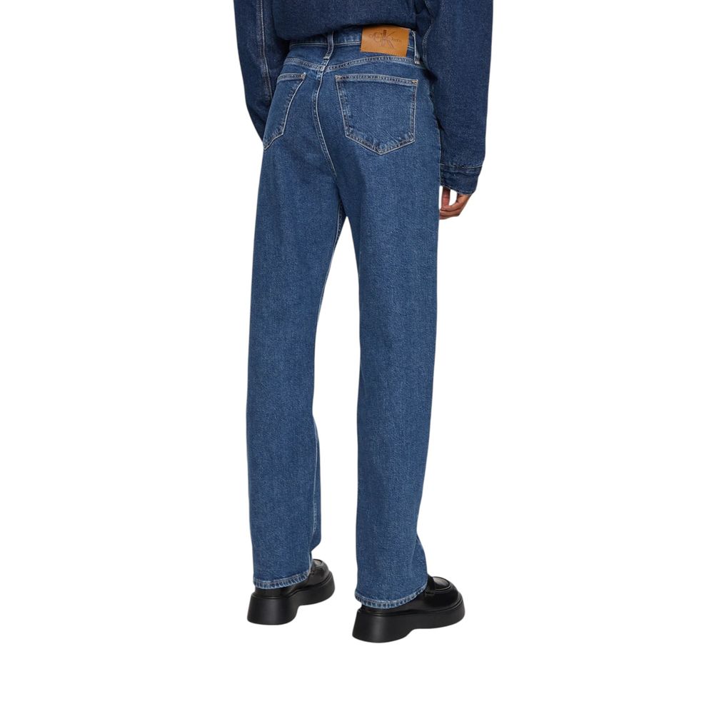 Calvin Klein Jeans Blue Cotton Mom Jeans, high-rise straight fit for a comfortable and stylish look made of cotton and elastane/lycra.