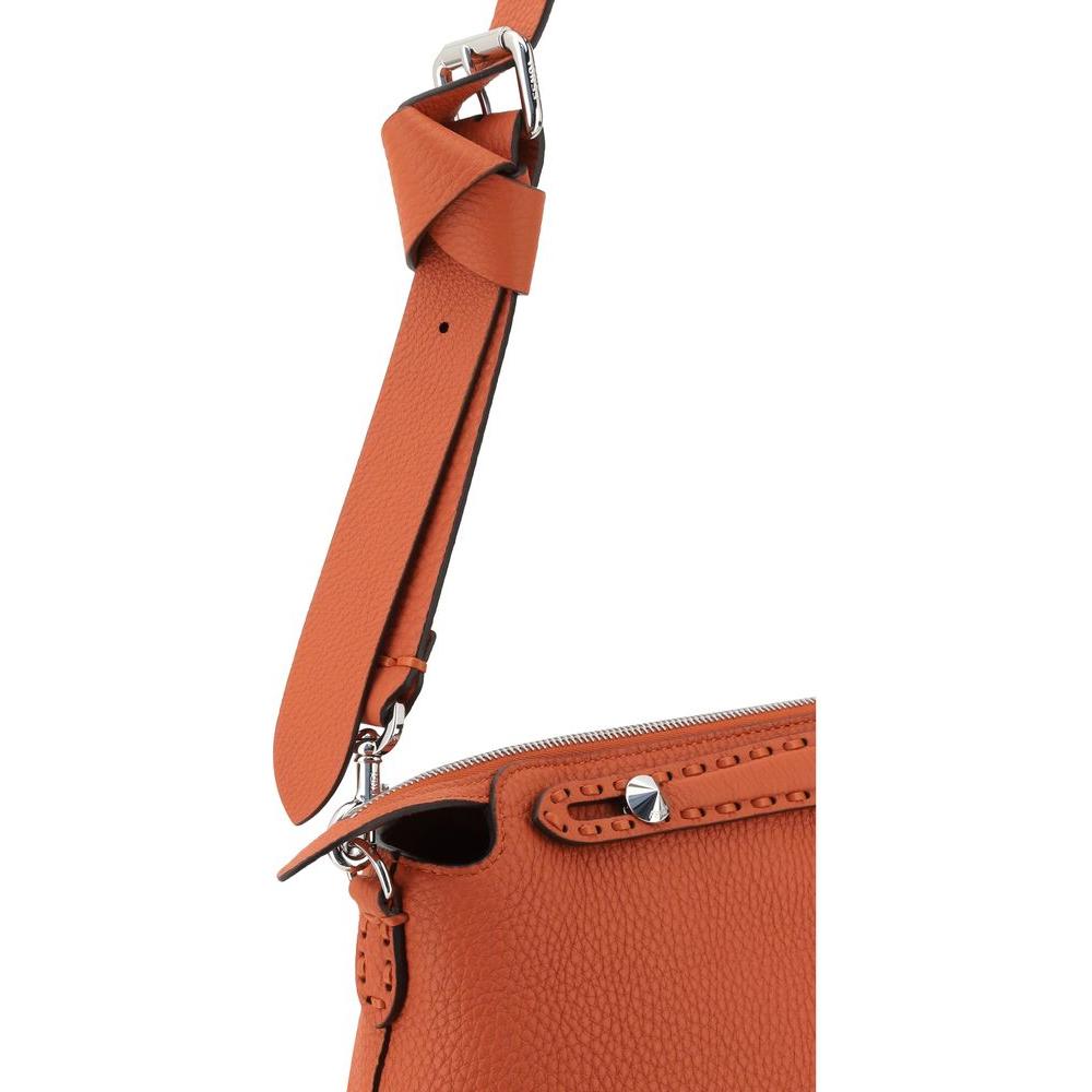 Front view with bag zipped and handles upright.