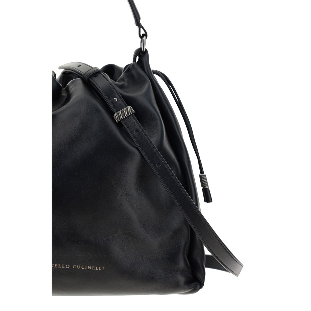Front view with bag zipped and handles upright.