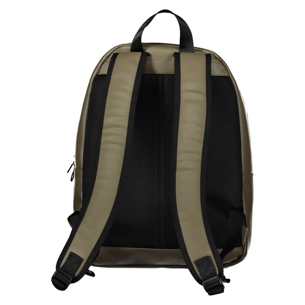 Front view with bag zipped and handles upright.