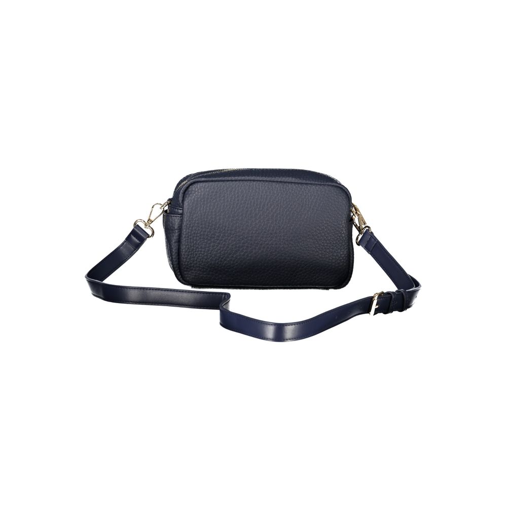 Front view with bag zipped and handles upright.