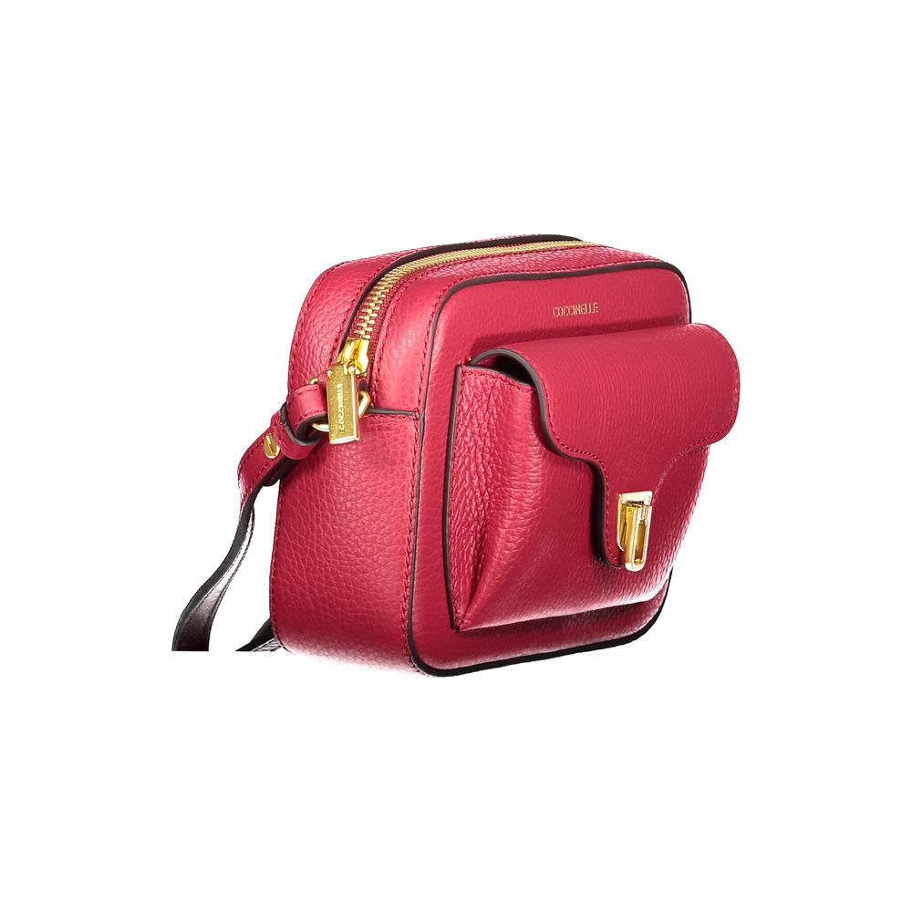 Front view with bag zipped and handles upright.