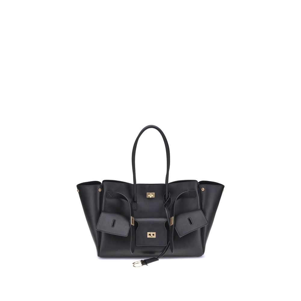 Front view with bag zipped and handles upright.