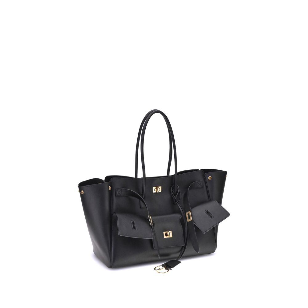 Front view with bag zipped and handles upright.