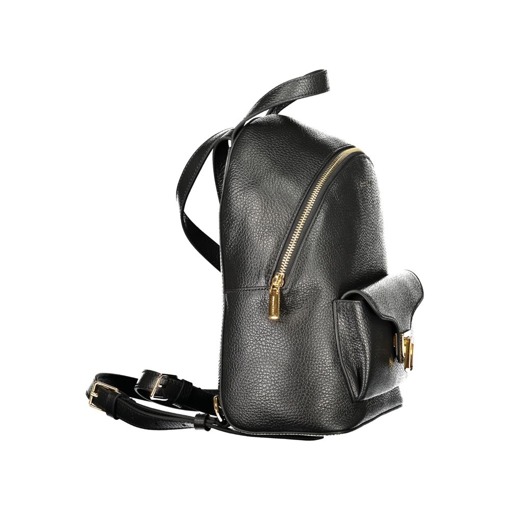 Front view with bag zipped and handles upright.