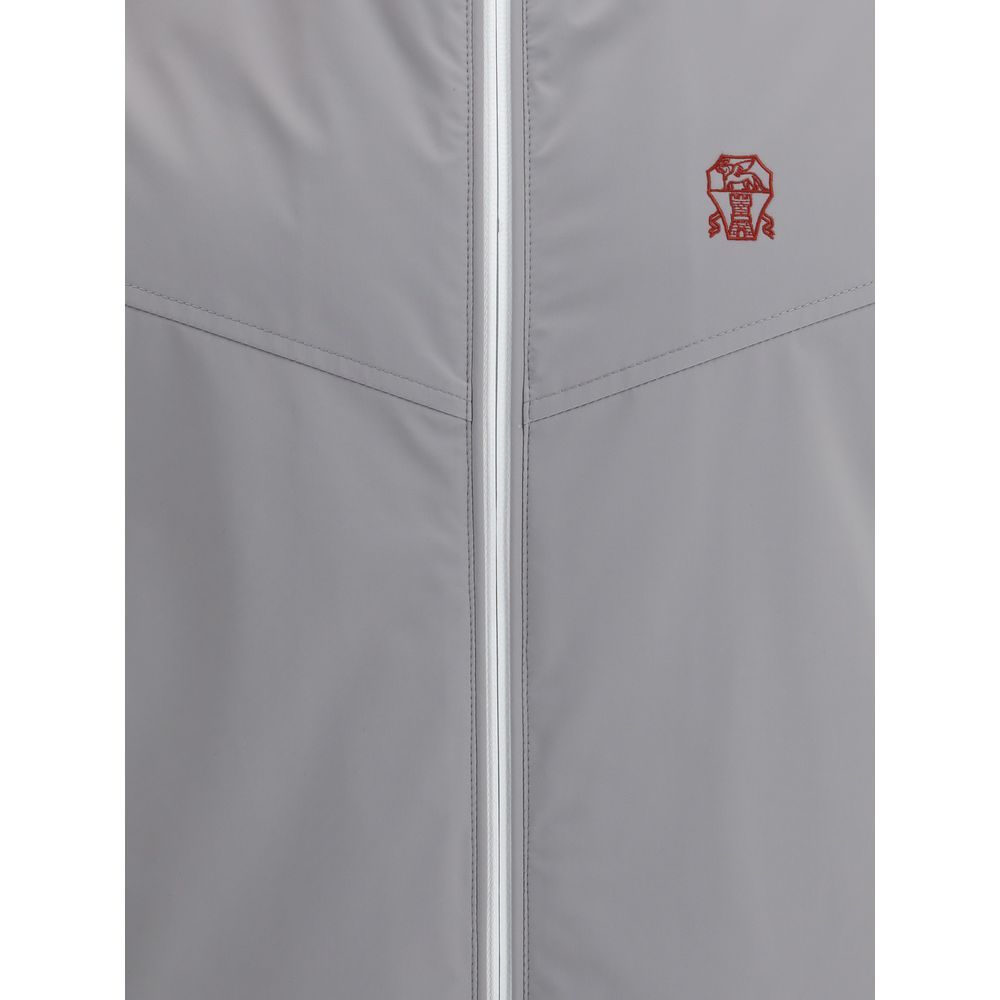 Front view with bag zipped and handles upright.
