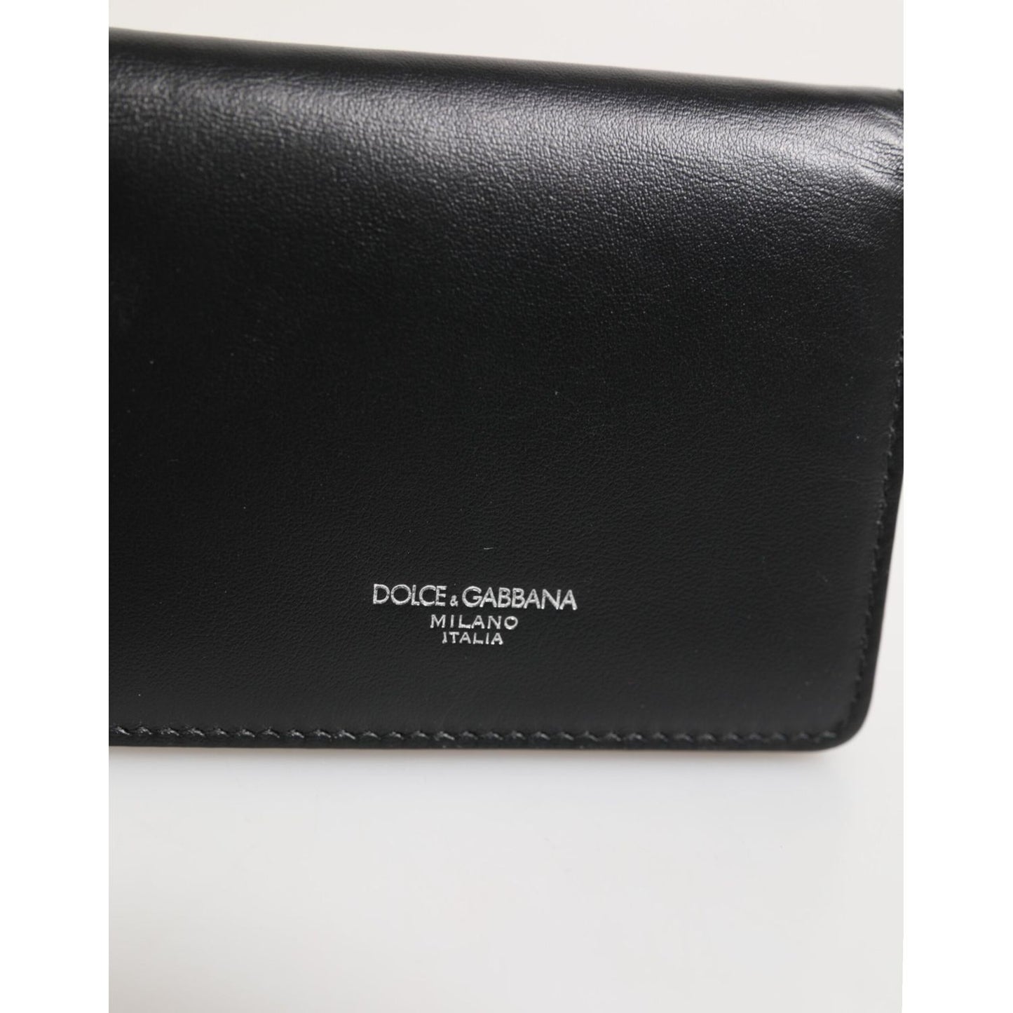 Dolce & Gabbana Black Leather DG Logo Bifold Card Holder Men Borse Wallet, featuring premium embossed design in sleek black calf leather.