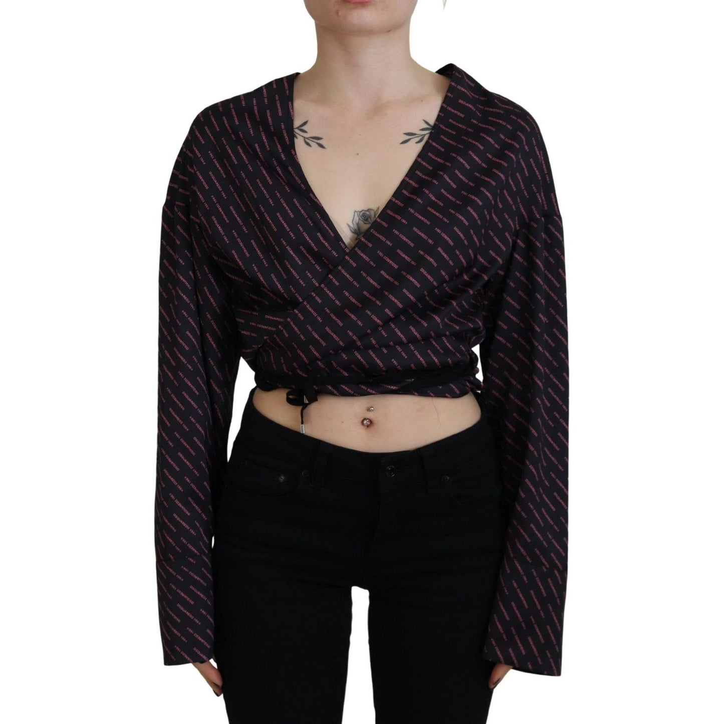 Dsquared² Black Polyester Cropped Logo Printed Blouse Top 1728,67345645728,Black,Clothing,Dsquared²,IT38 | XS,Long Sleeve - T-Shirts - Clothing,Material: 100% Polyester,Preowned / Defect,T-Shirts - Clothing,Tops & T-Shirts - Women - Clothing,Women