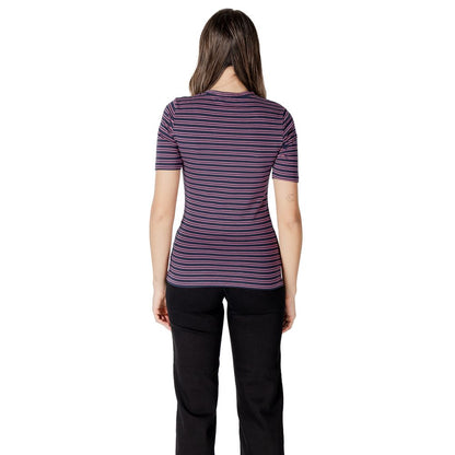 Back view of woman wearing ICHI Bicolor Cotton T-Shirt with horizontal stripes, showcasing casual yet refined style and comfortable fit.