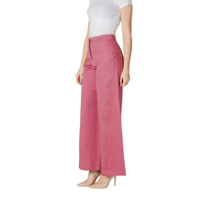 ICHI Pink Cotton Pant for women, showcasing wide-leg design with a high waist, crafted from 100% cotton for a sophisticated modern look.