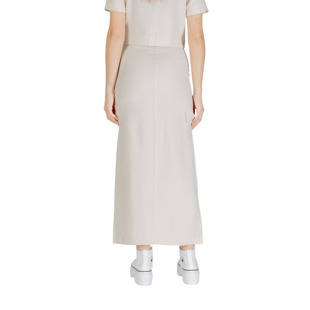 Back view of Jacqueline De Yong Bicolor Viscose Long Skirt showcasing elegant flowing silhouette and contemporary design