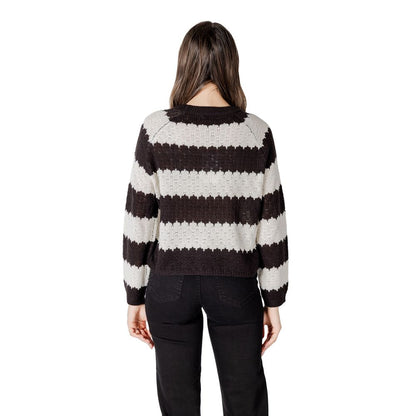 Back view of Jacqueline De Yong Black And White Marabou Sweatshirt with striped design and long sleeves.