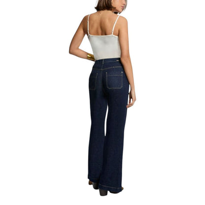 Woman wearing Morgan De Toi Cream Cotton Tank Tops viewed from the back with dark jeans