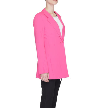 Vero Moda Pink Polyester Blazer with long slim silhouette and single front button for a modern and elegant look.