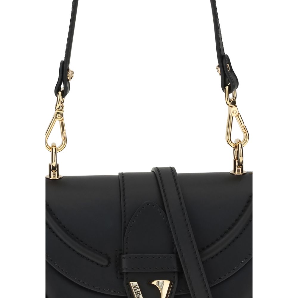 Front view with bag zipped and handles upright.